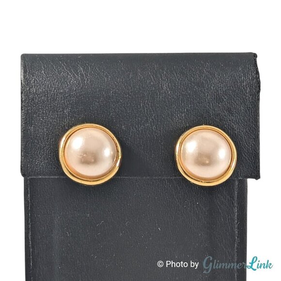 Vintage White Faux Pearl Dome Cabochon Petite Gold Tone Clip On Earrings - Picture 3 of 10